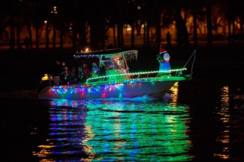 Riverwalk Holiday Lighted Boat Parade Tampa Downtown Partnership